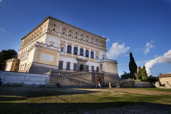 villa-farneze-v-italii
